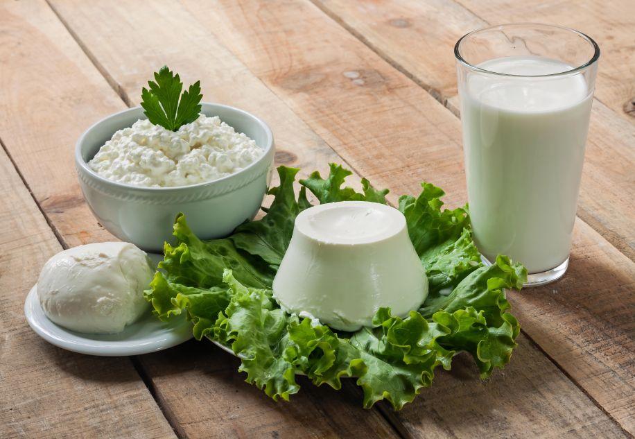 fehérjék a fogyáshoz és az izomtömeg-vitaminok növeléséhez